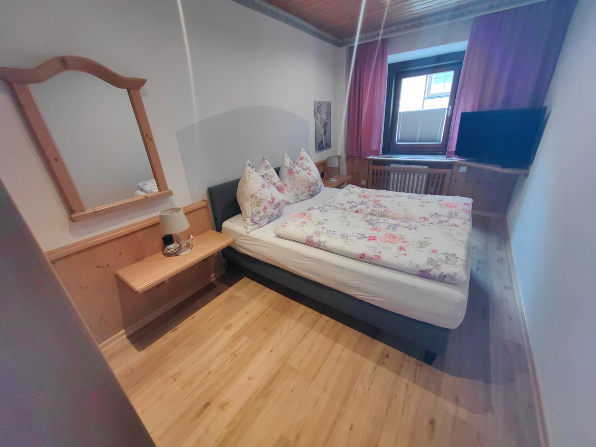 ホテル Haus Groder ラウリス エクステリア 写真